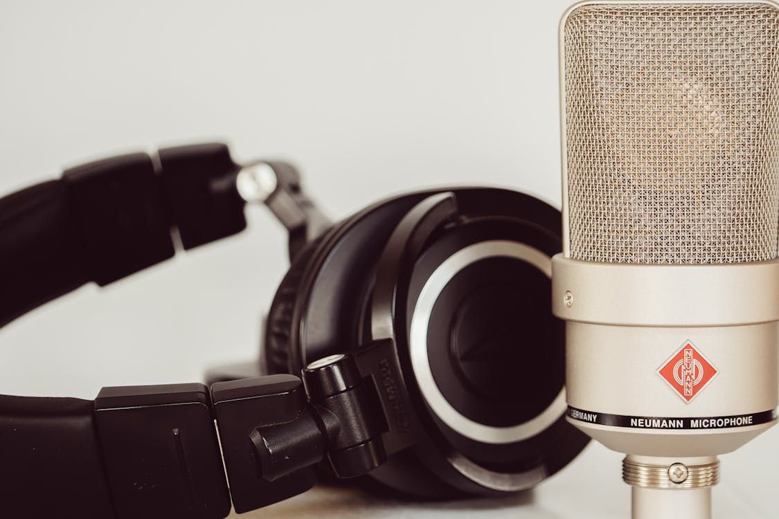 4 Vital Steps to Get Your Music Heard on Major Streaming Platforms